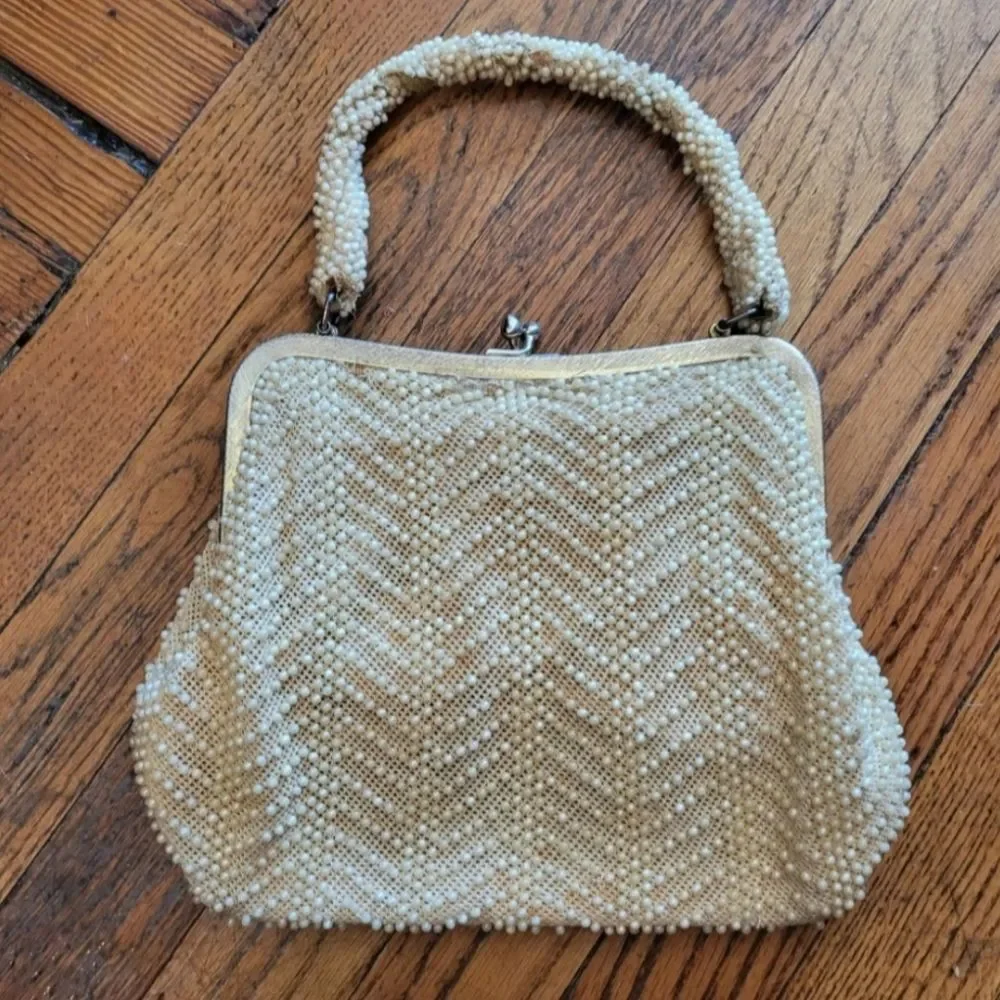 Vintage Beaded Pearl Clasp Closure Handbag‎